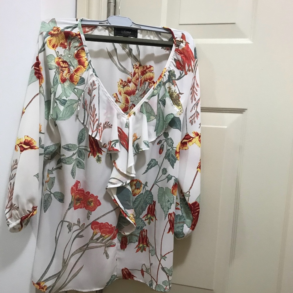 Status Blouse - Picture 2 of 4